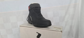Botas Kurban Saturn