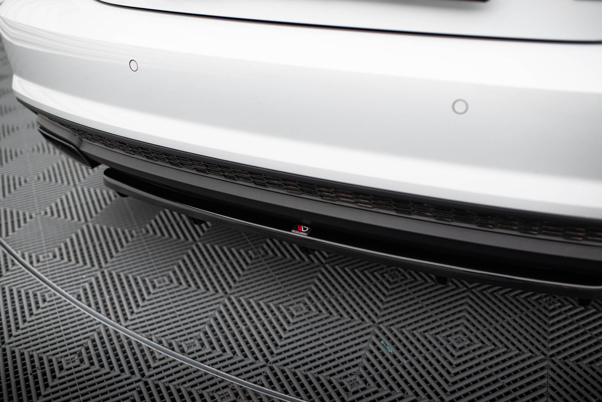 Rear Splitter (with vertical bars) Audi A7 S-Line C7 Facelift