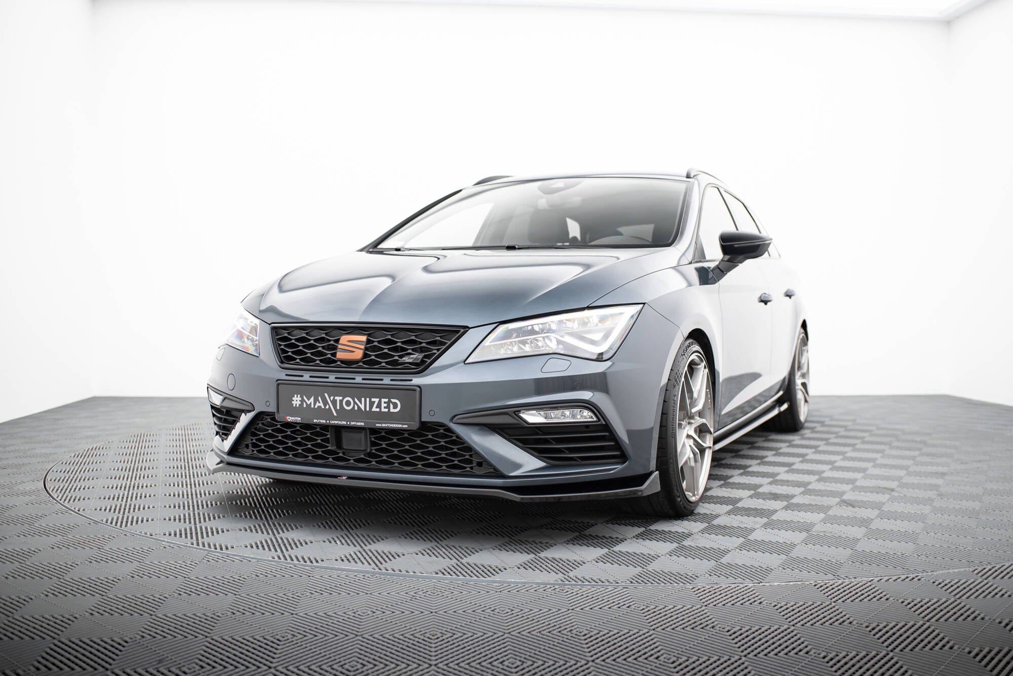 Front Splitter V.7 Seat Leon Cupra / FR Mk3 FL