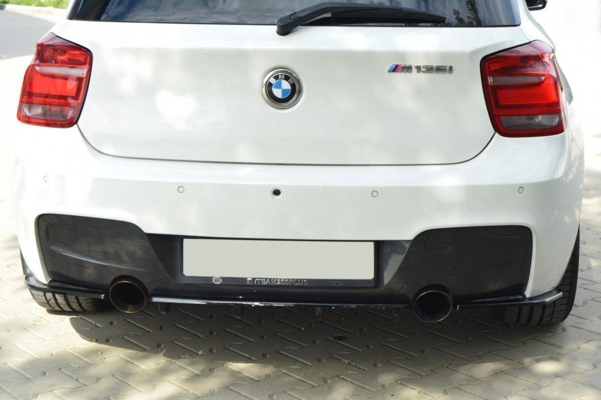 CENTRAL REAR SPLITTER BMW 1 F20/F21 M-Power (with vertical bars)