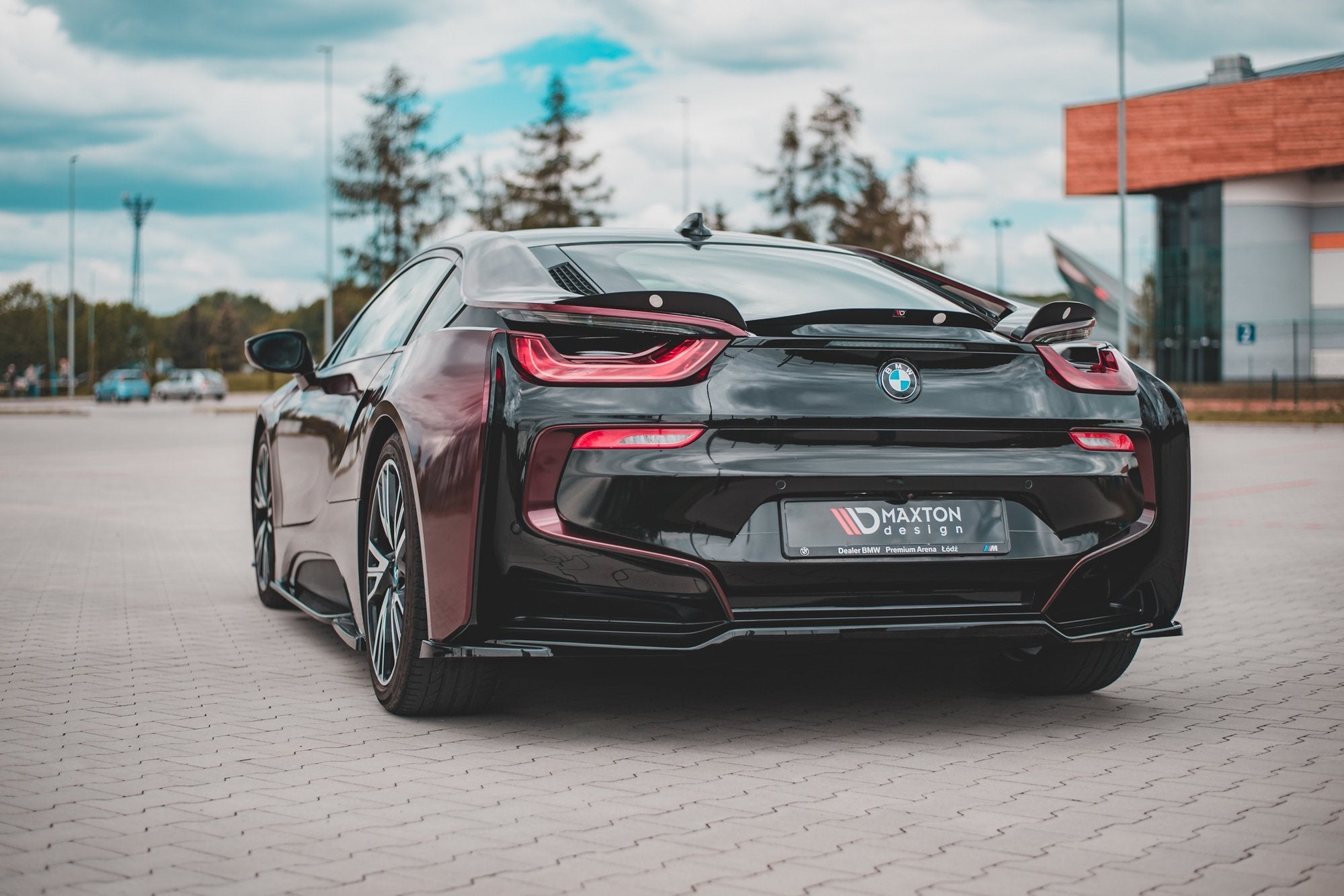 Central Rear Splitter BMW i8