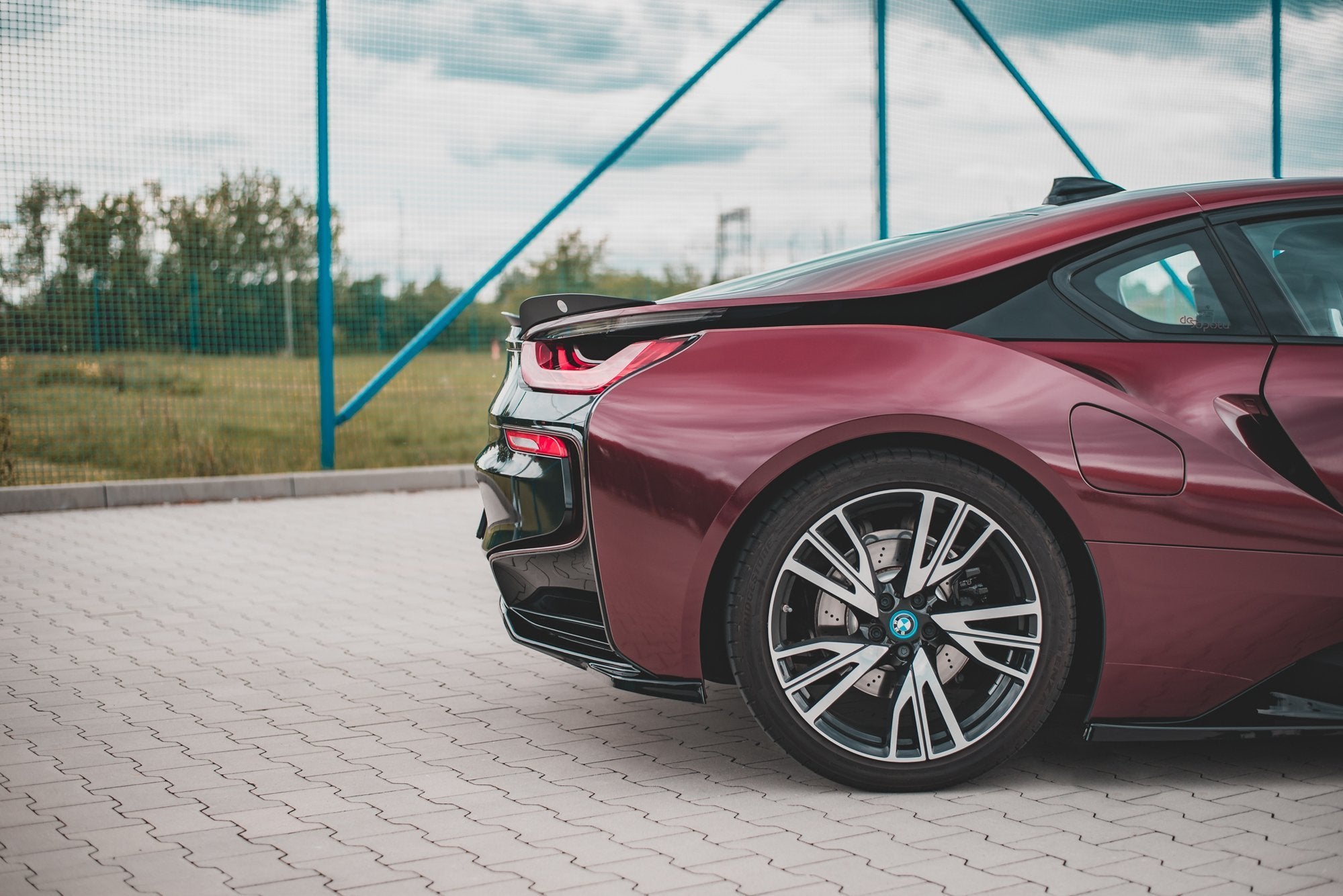 Central Rear Splitter BMW i8