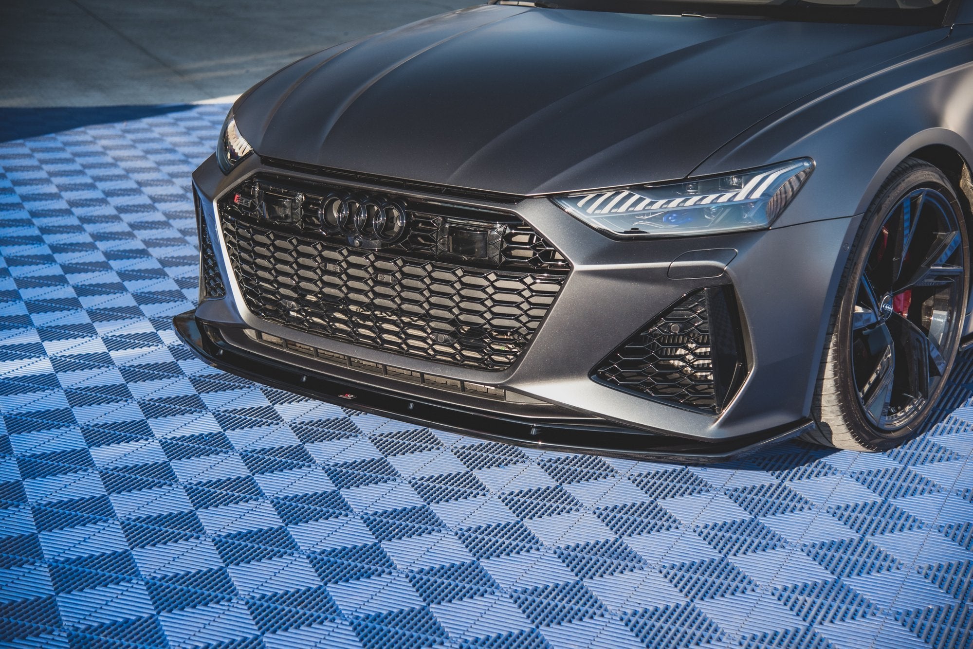 Front Splitter V.2 Audi RS6 C8 / RS7 C8