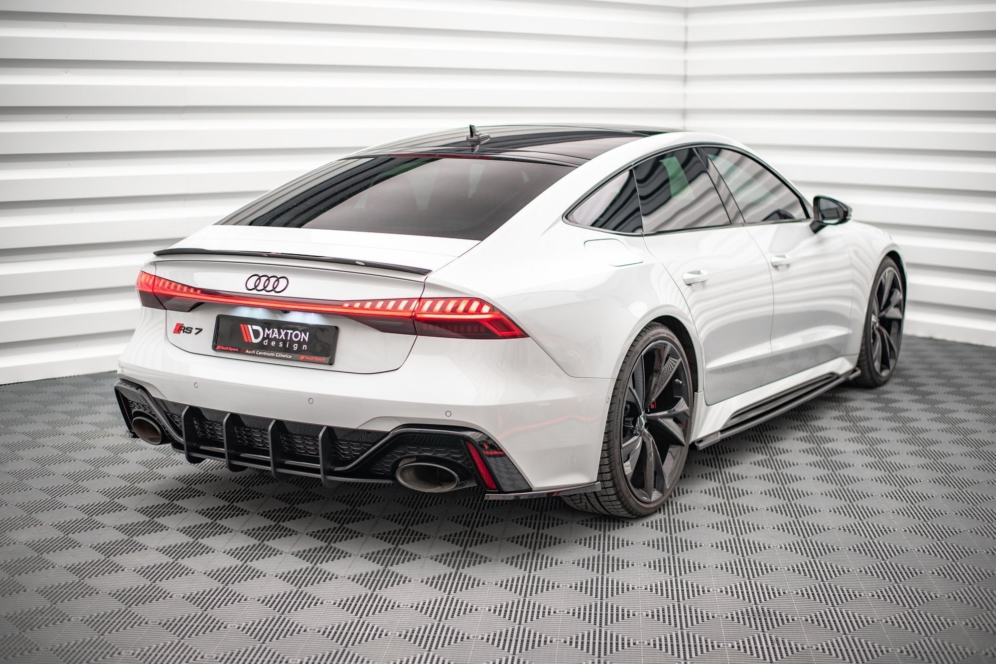 Rear Side Splitters V.1 Audi RS7 C8