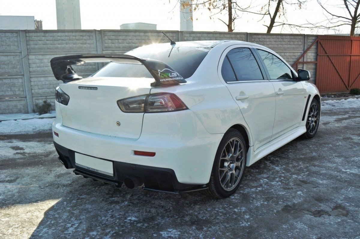 CENTRAL REAR SPLITTER Mitsubishi Lancer Evo X (with vertical bars)