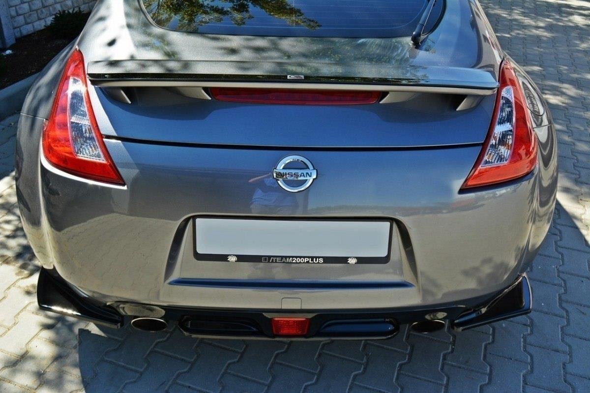 CENTRAL REAR SPLITTER V.1 Nissan 370Z