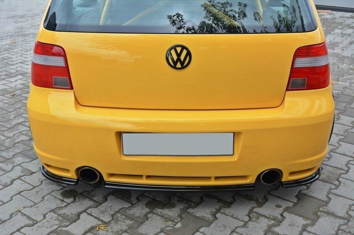 CENTRAL REAR SPLITTER VW GOLF IV R32