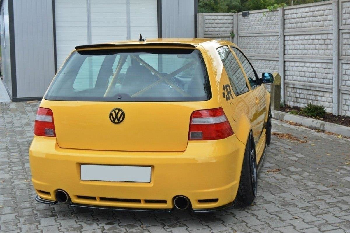 CENTRAL REAR SPLITTER VW GOLF IV R32