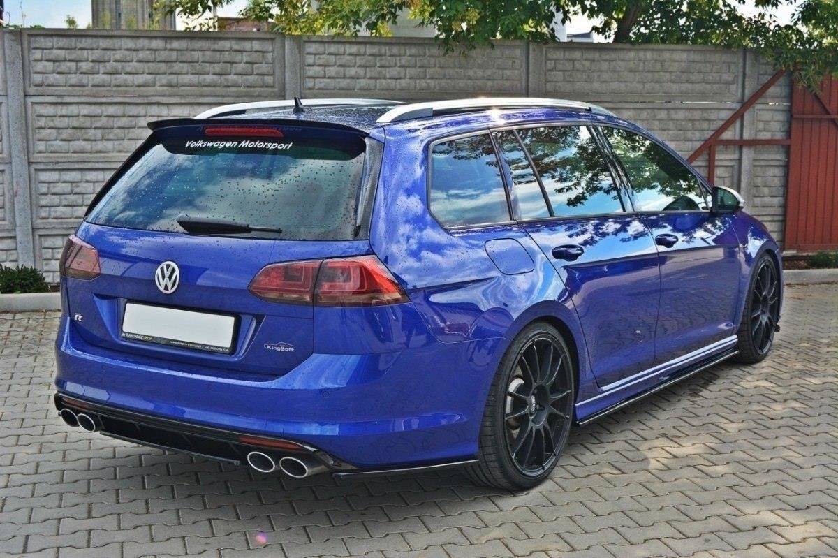 CENTRAL REAR SPLITTER VW GOLF MK7 R ESTATE (without a vertical bar)