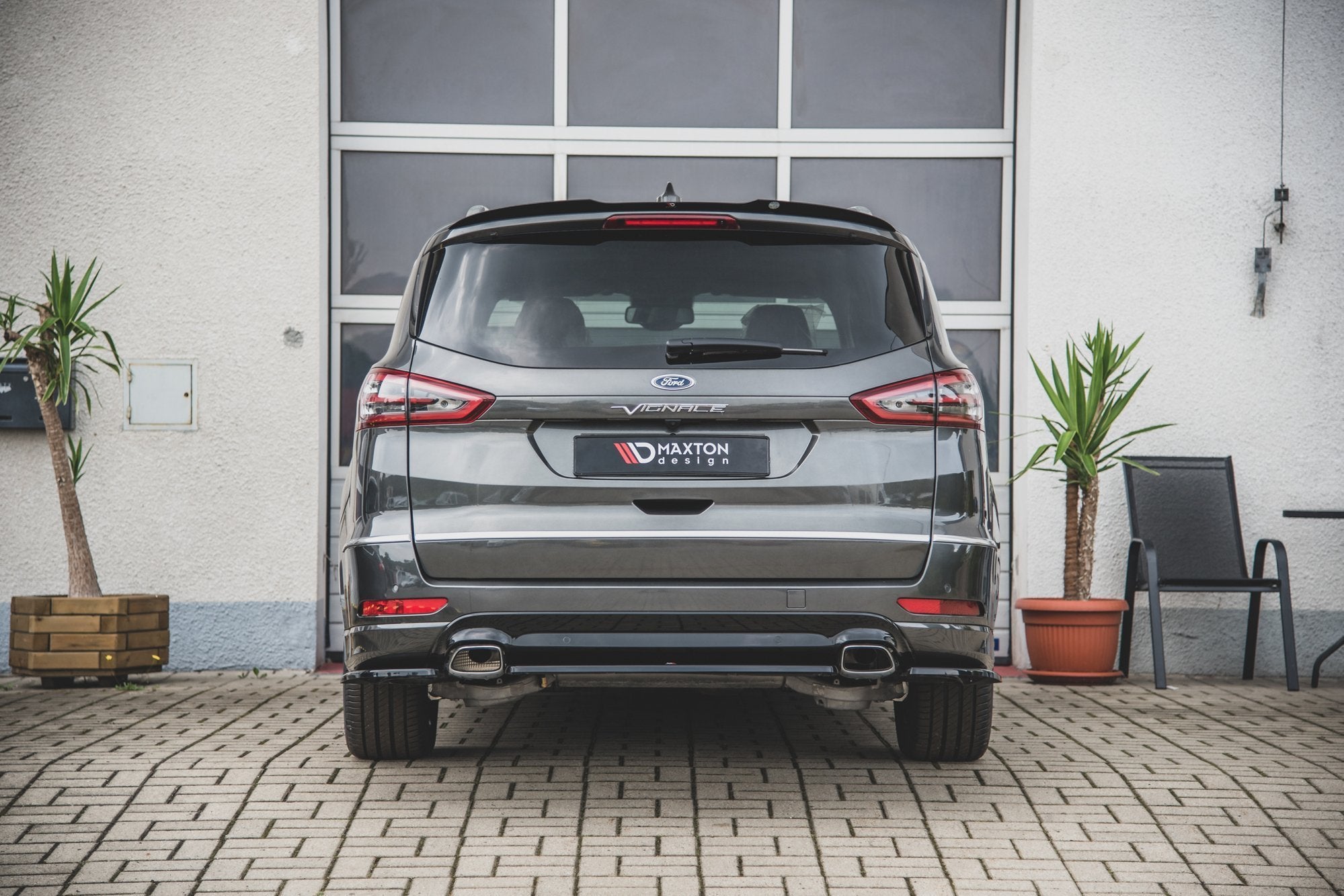 Central Rear Splitter Ford S-Max Vignale Mk2 Facelift