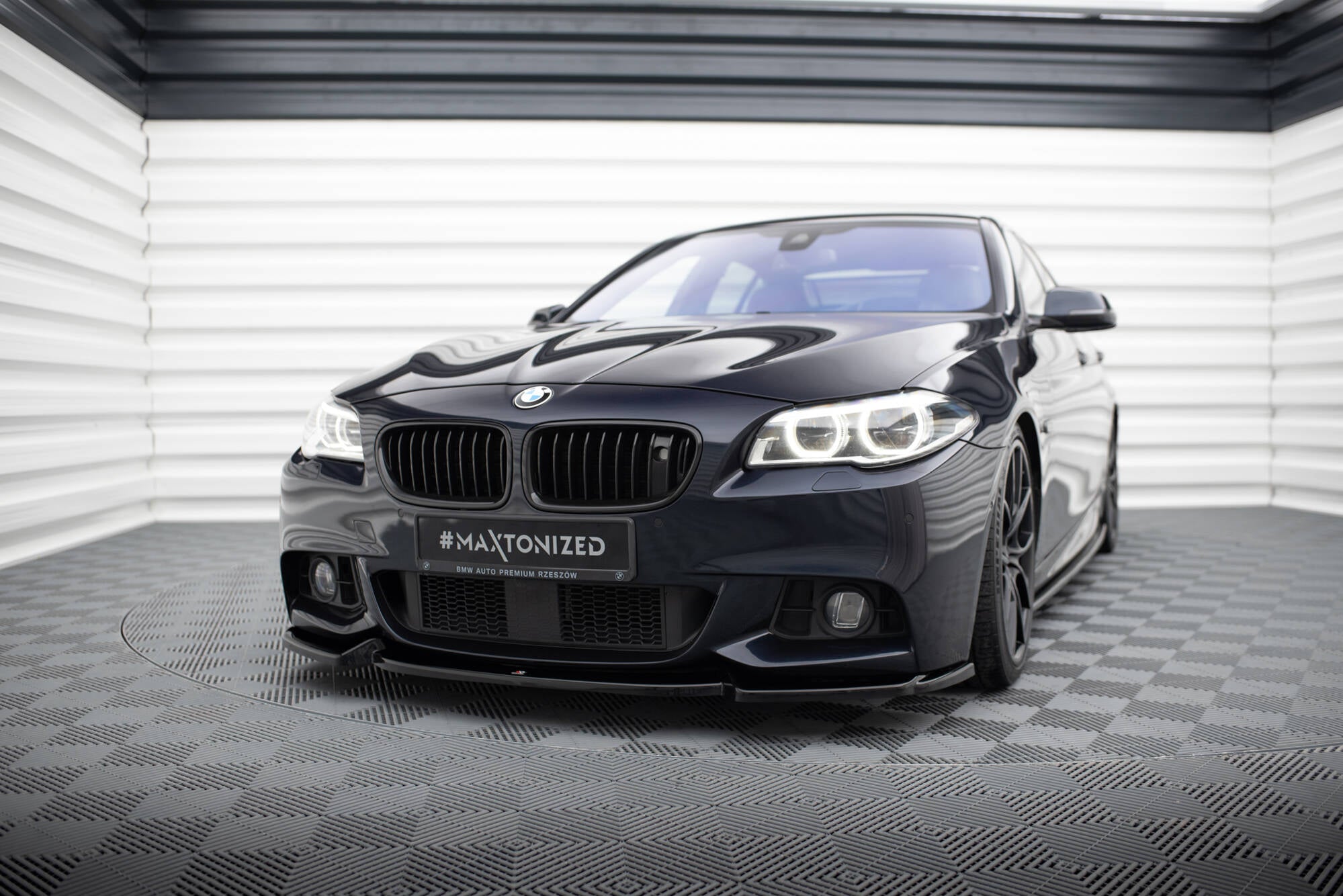 Front Splitter V.3 for BMW 5 F10/F11 M-Pack