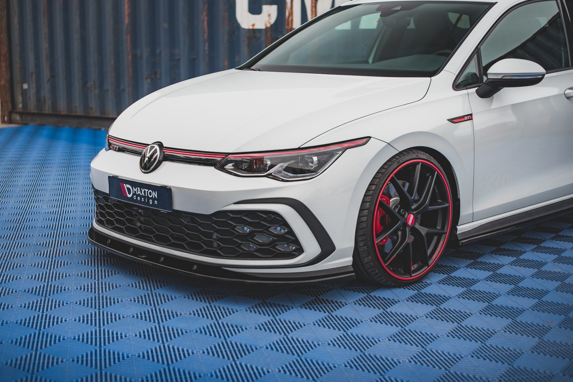 Front Splitter Volkswagen Golf GTI / GTE / R-Line Mk8