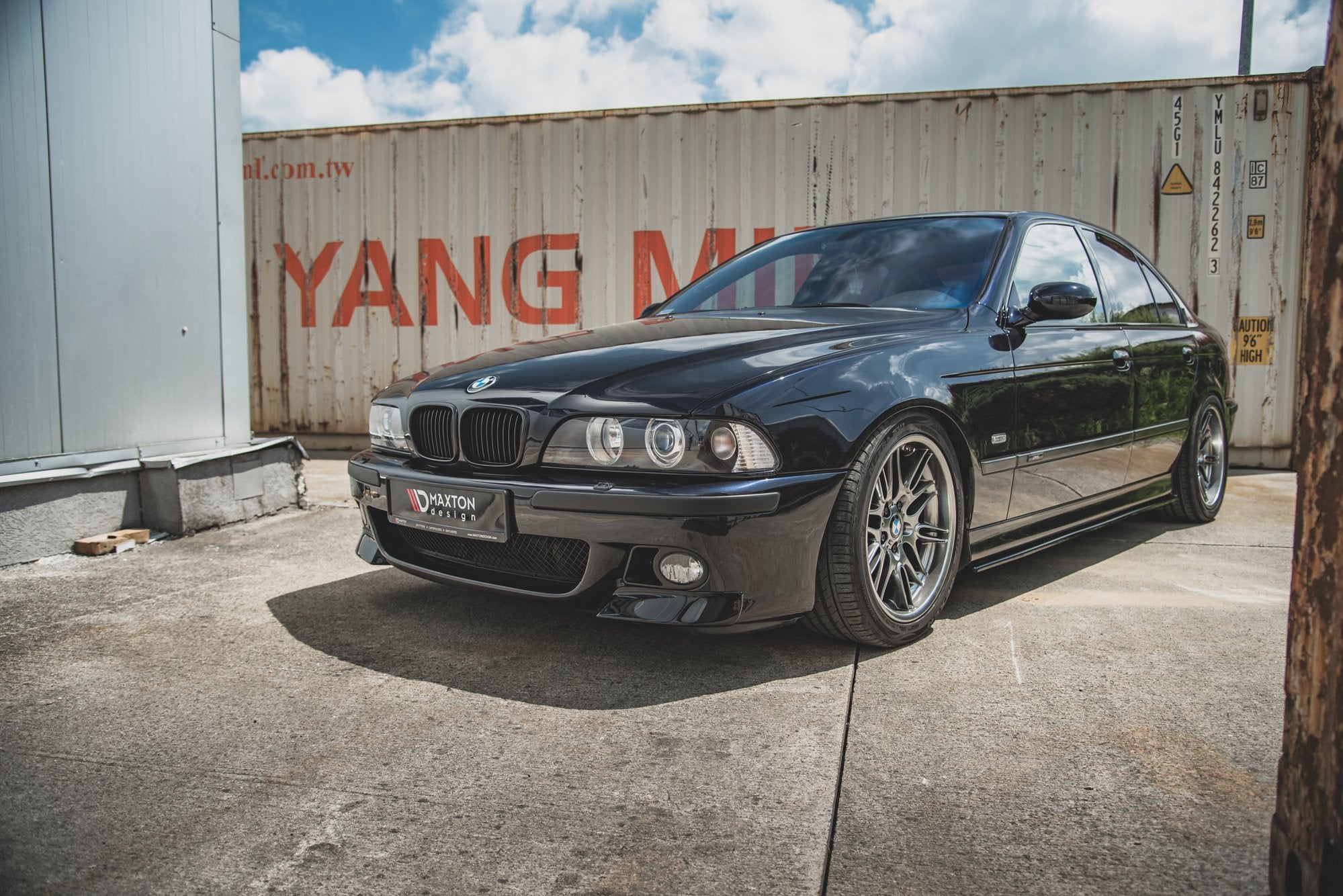 Front Side Splitters BMW M5  / 5 M-Pack E39