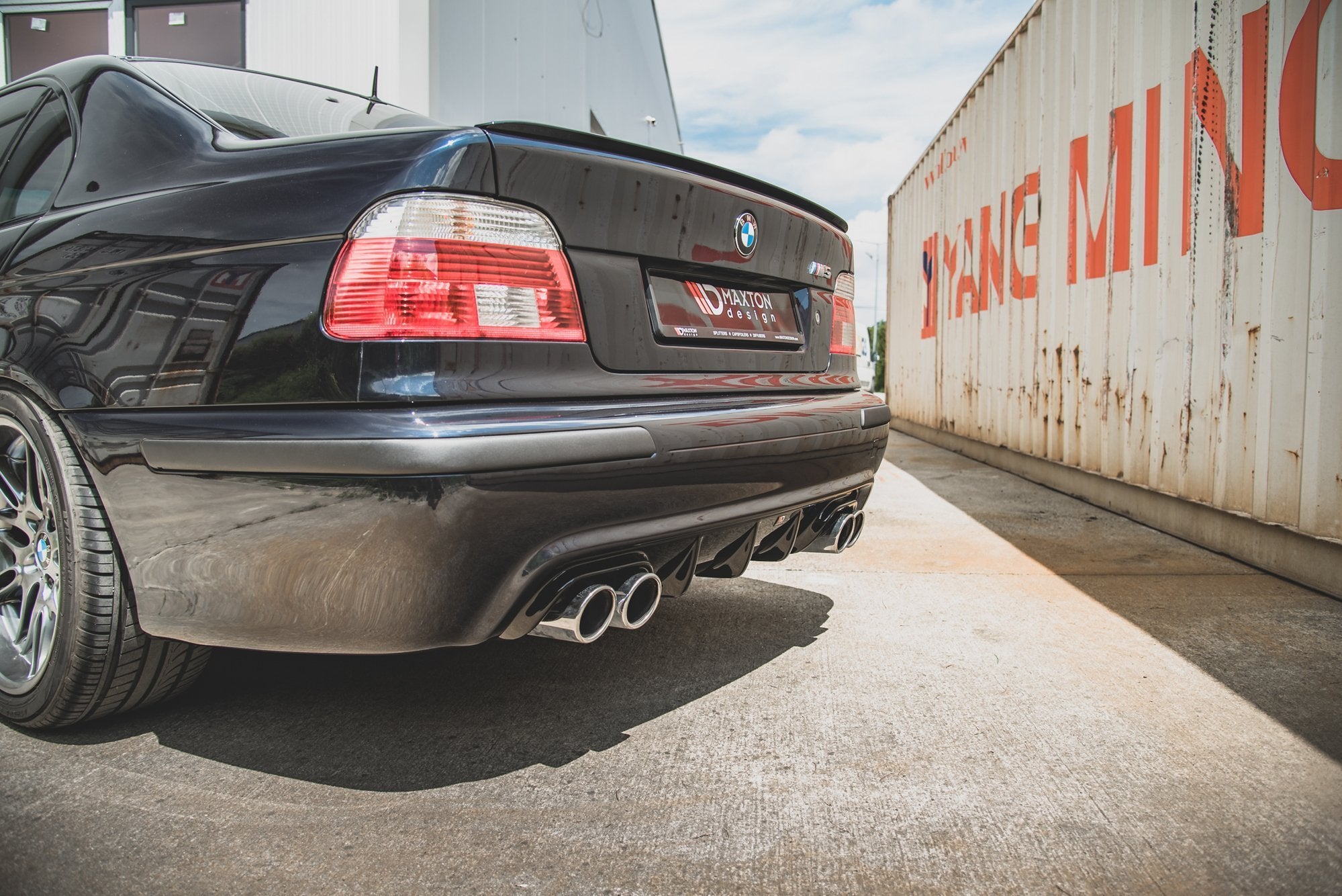 Rear Valance BMW M5  / 5 M-Pack E39