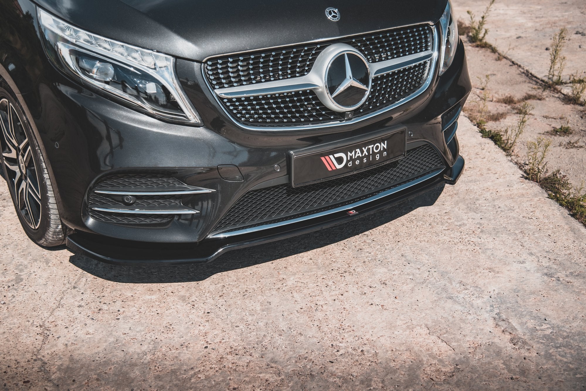 Front Splitter V.4 Mercedes-Benz V-Class AMG-Line W447 Facelift