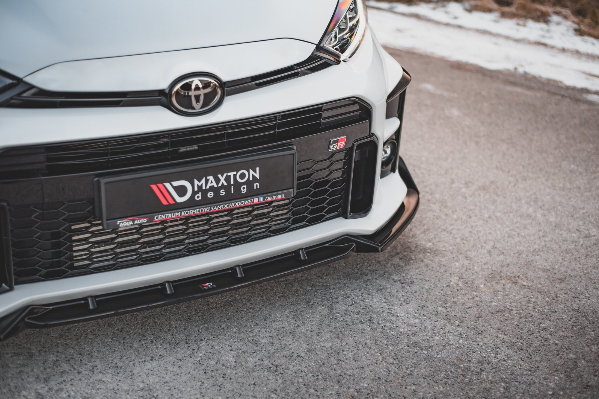 Front Splitter V.2 + Flaps Toyota GR Yaris Mk4