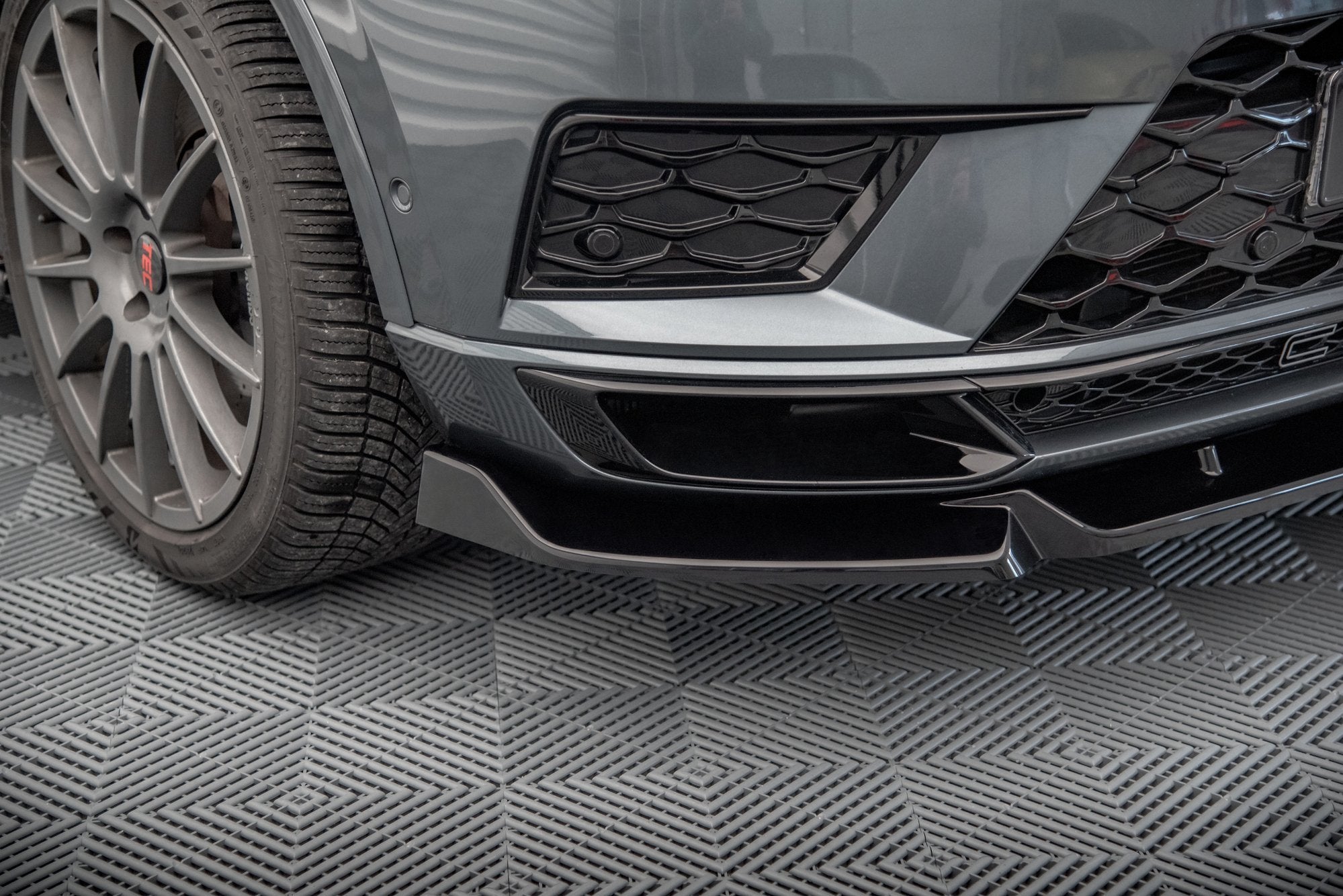 Front Splitter V.1 Cupra Ateca