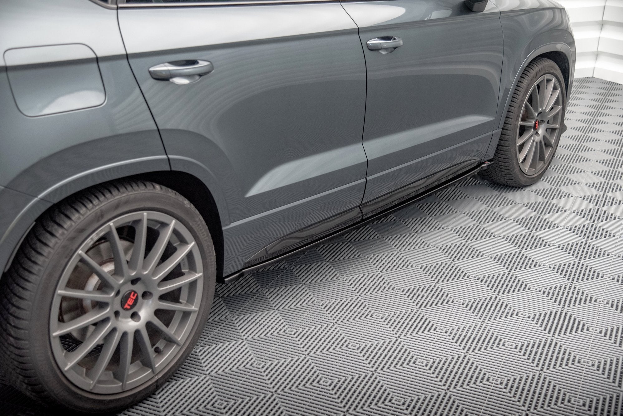 Side Skirts Diffusers Cupra Ateca