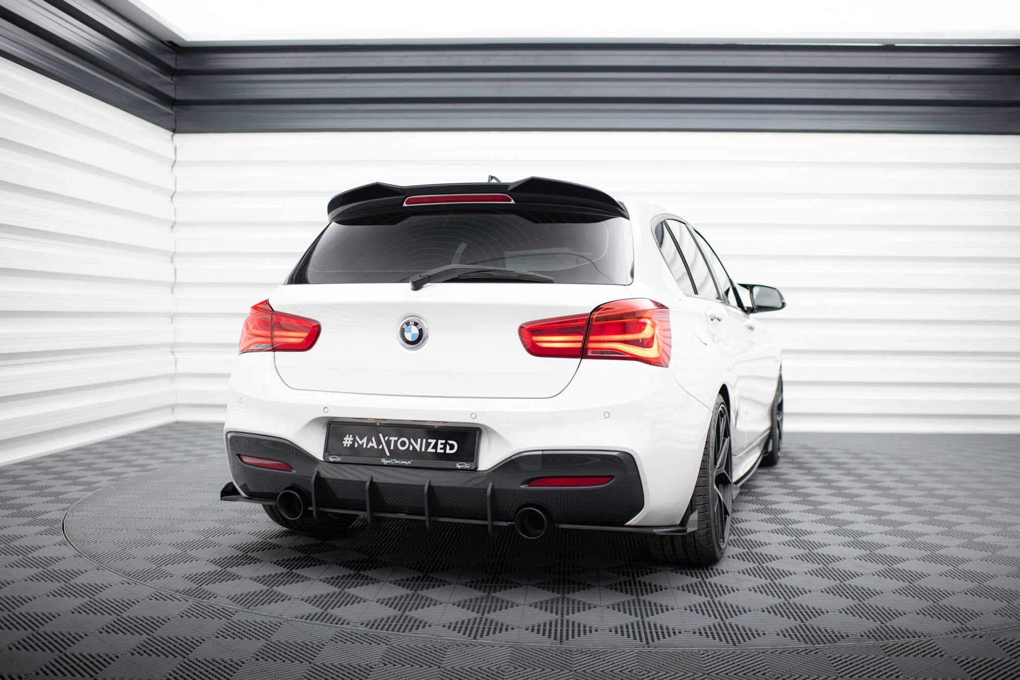 Rear Side Flaps for BMW 1 F20 M-Pack Facelift / M140i