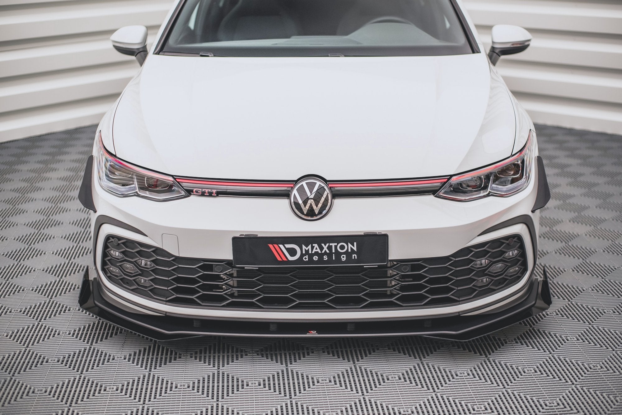 Front Bumper Wings (Canards) Volkswagen Golf 8 GTI