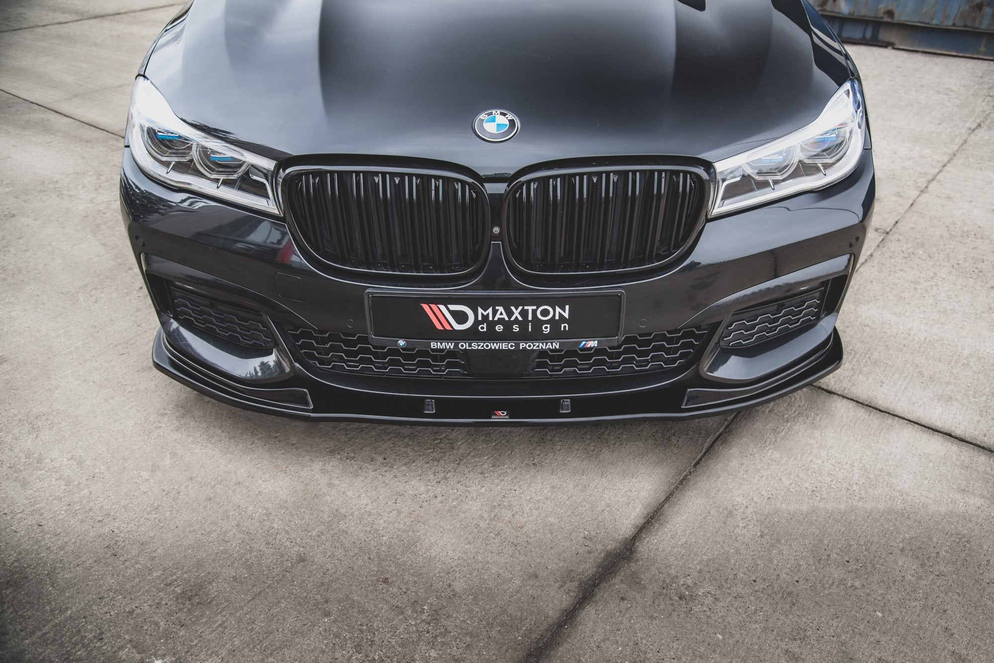 Front Splitter V.2 for BMW 7 M-Pack G11