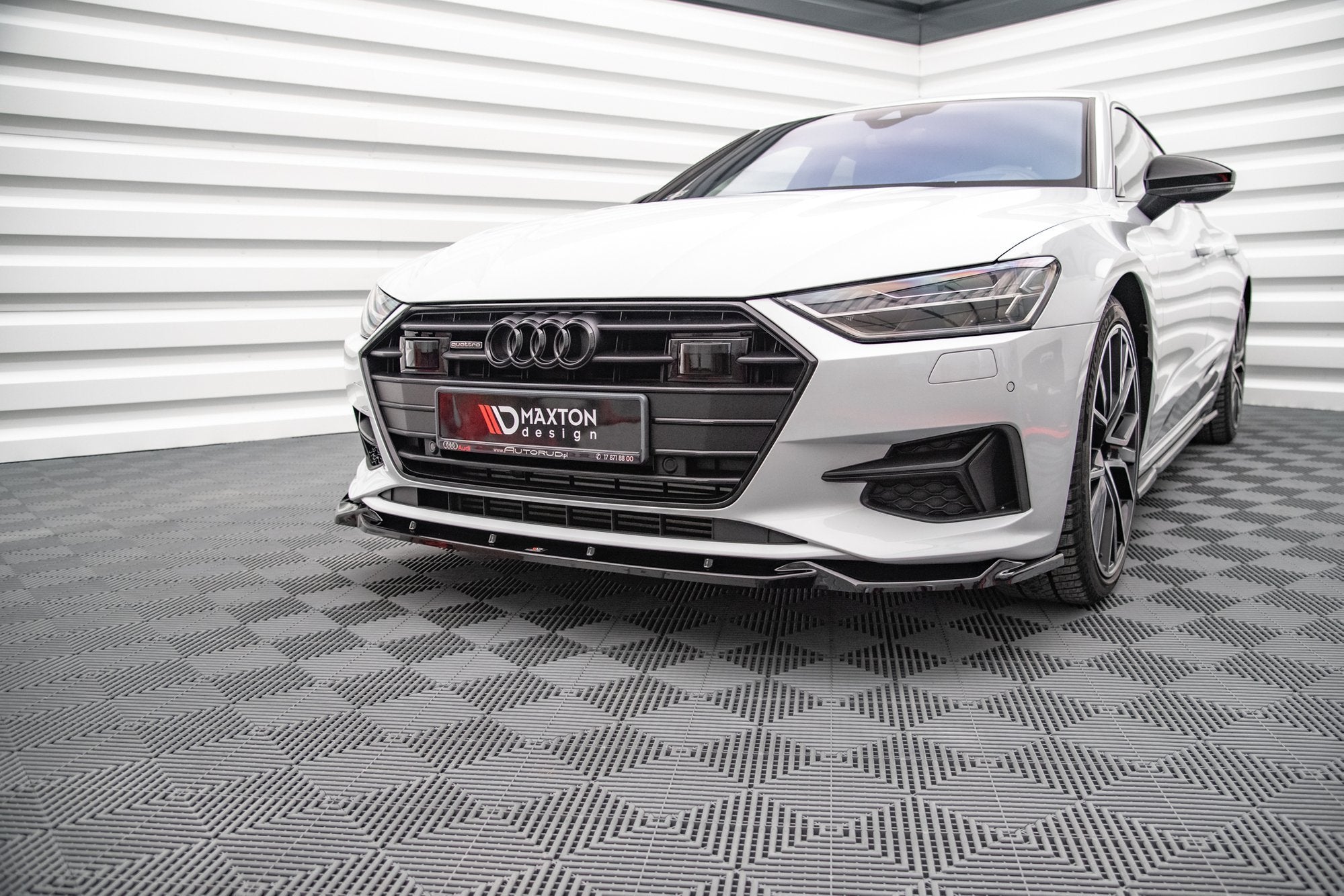 Front Splitter V.2 Audi A7 C8