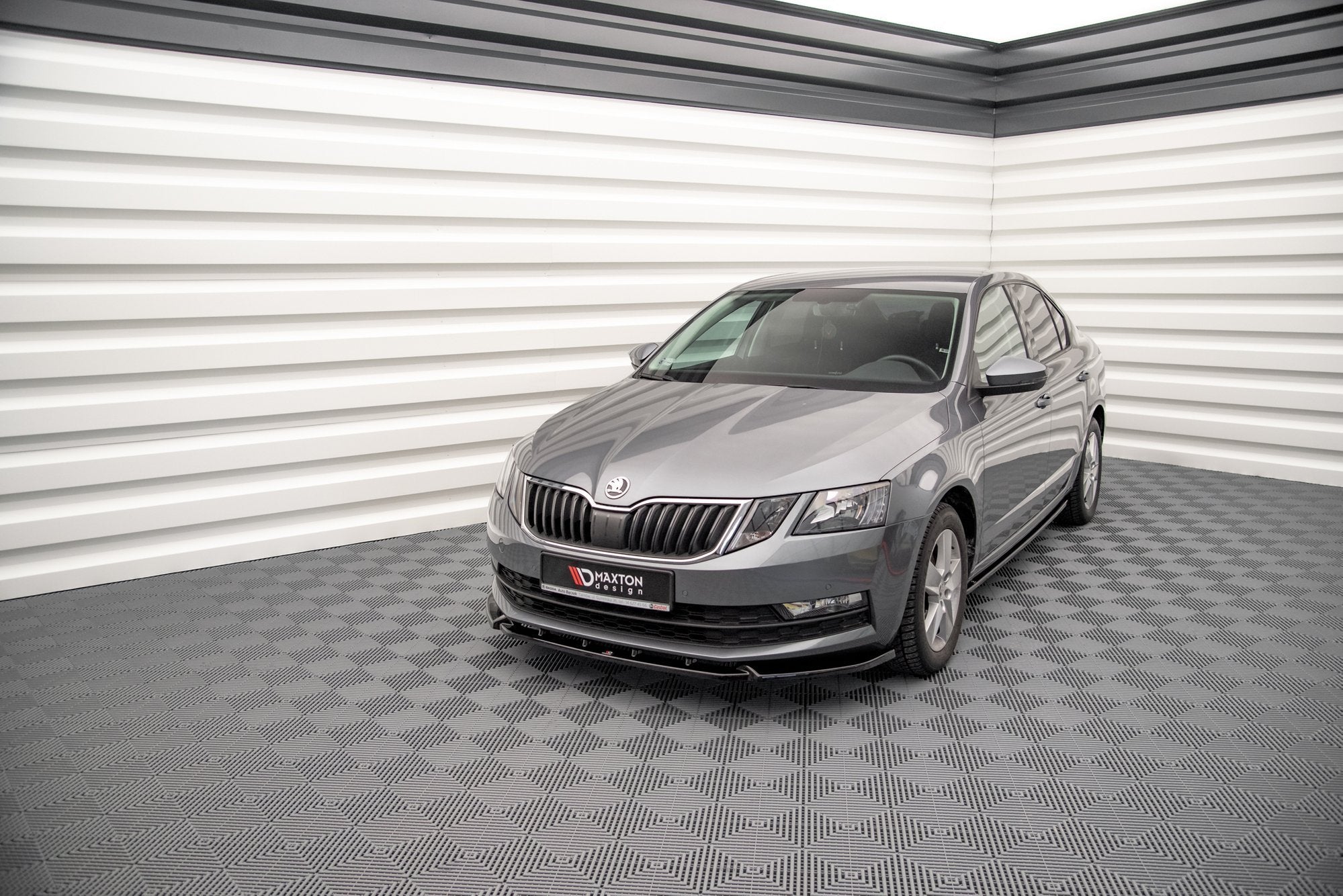 Front Splitter V.1 Skoda Octavia Mk3 Facelift