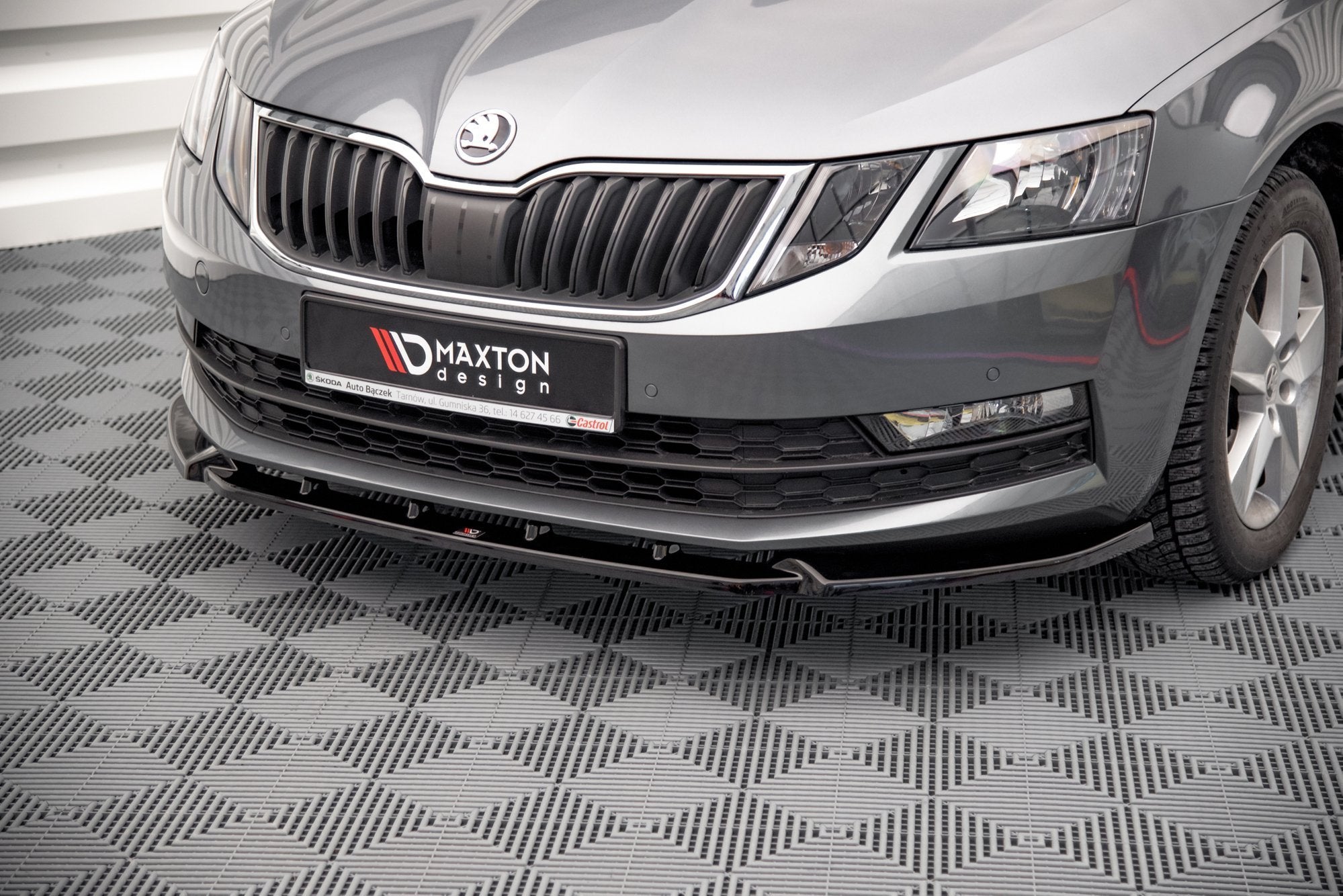 Front Splitter V.1 Skoda Octavia Mk3 Facelift