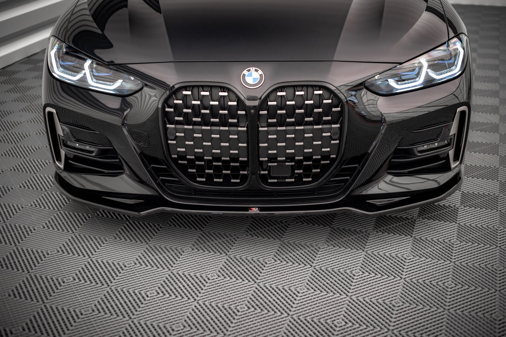 Front Splitter V.3 BMW 4 M-Pack / M440i G22