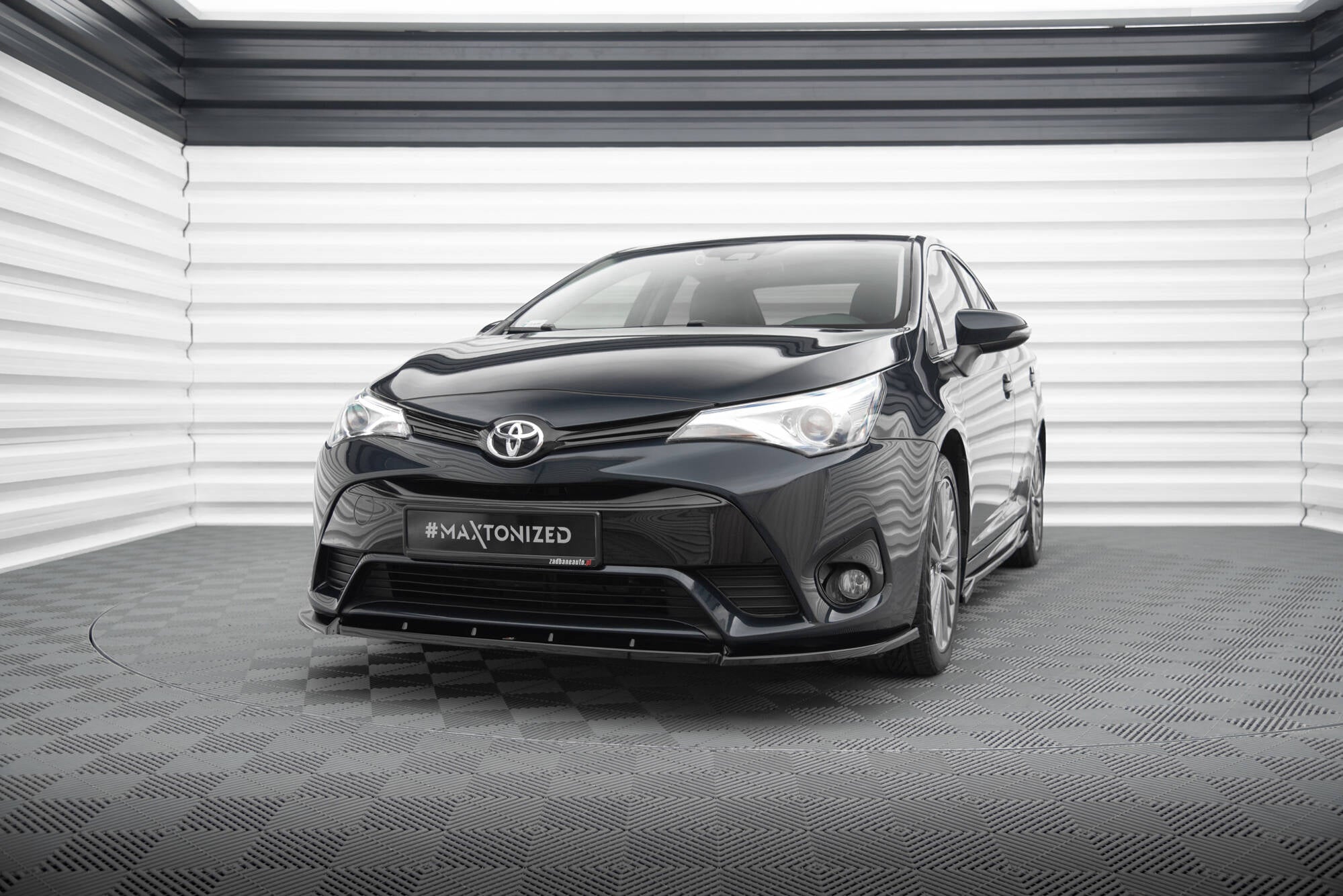 Front Splitter V.1 Toyota Avensis Mk3 Facelift