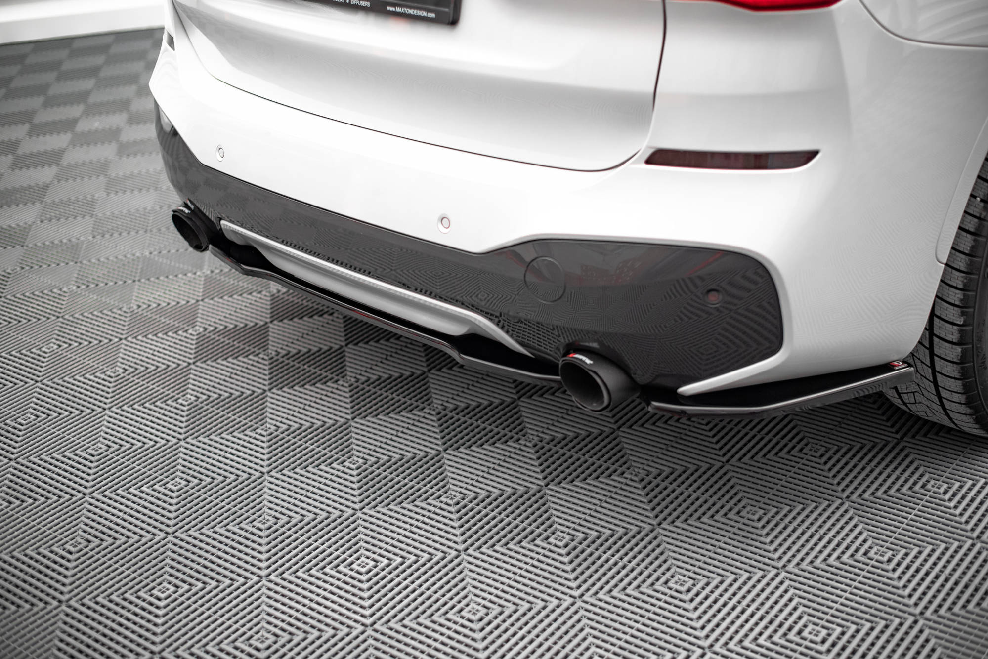 Central Rear Splitter for BMW X1 M-Pack F48