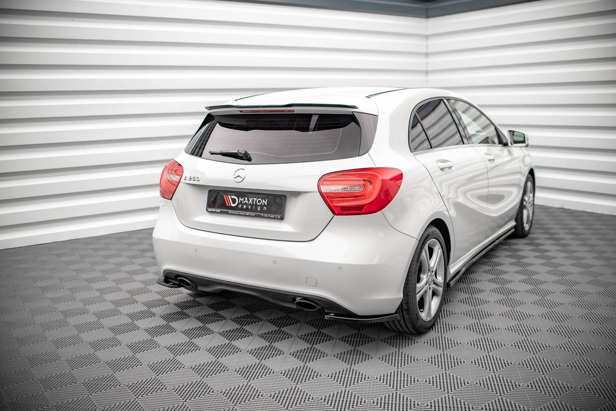 Rear Side Splitters V.2 Mercedes-Benz A W176