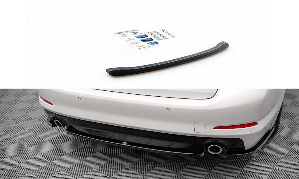 Central Rear Splitter for BMW 5 Sedan G30