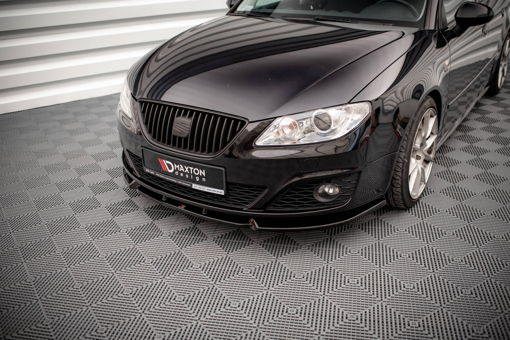 Front Splitter V.1 Seat Exeo