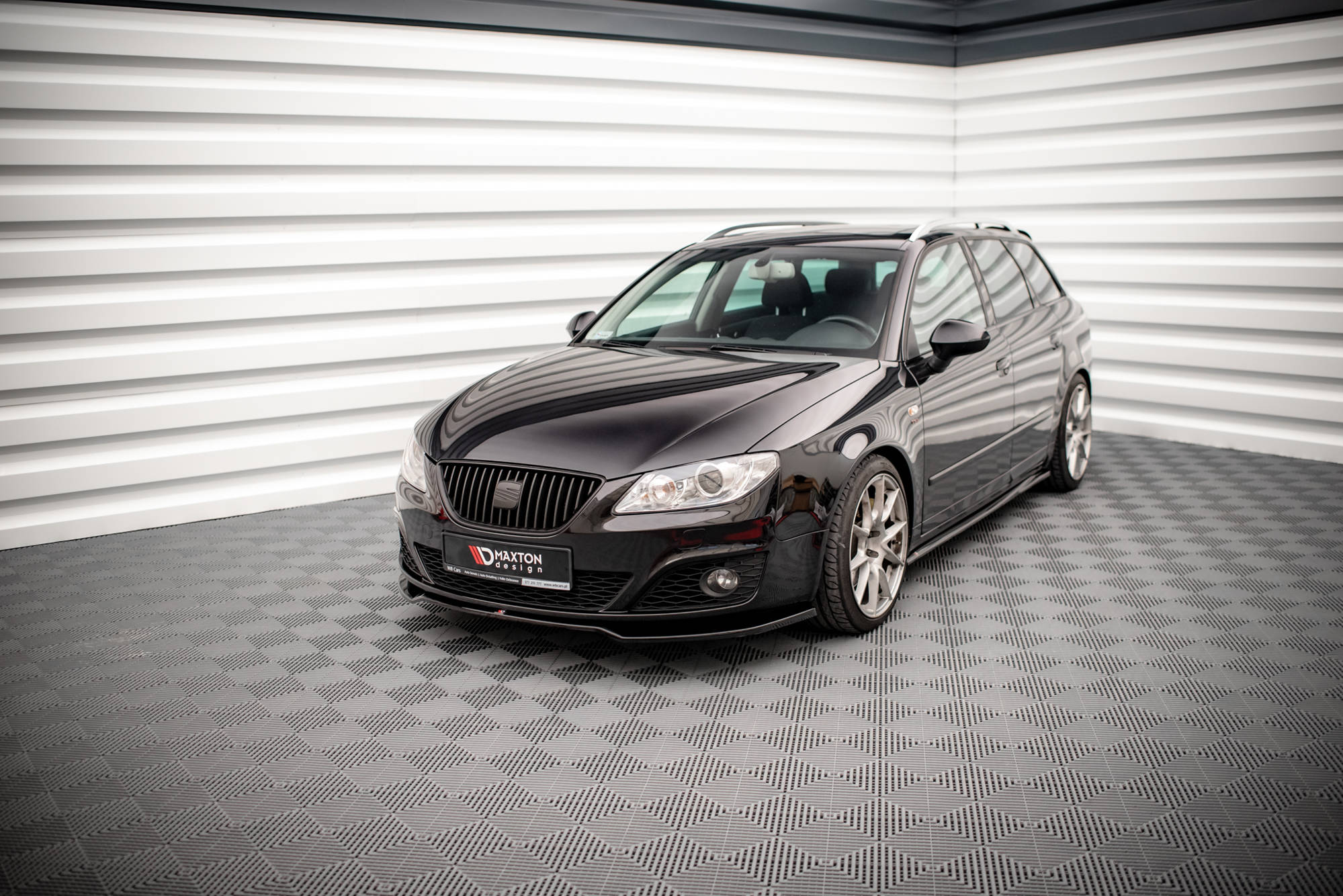 Front Splitter V.2 Seat Exeo