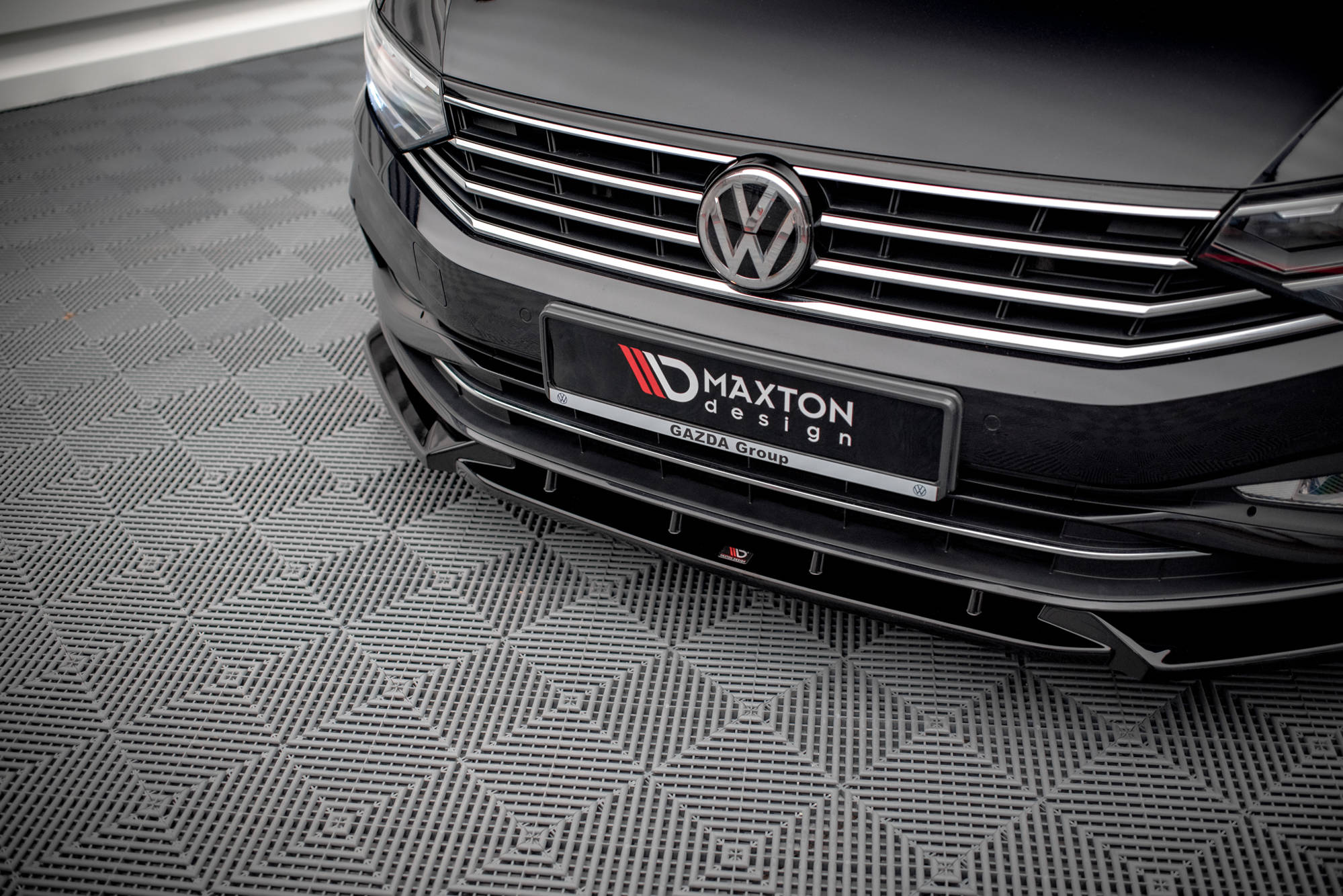 Front Splitter V.2 Volkswagen Passat B8 Facelift