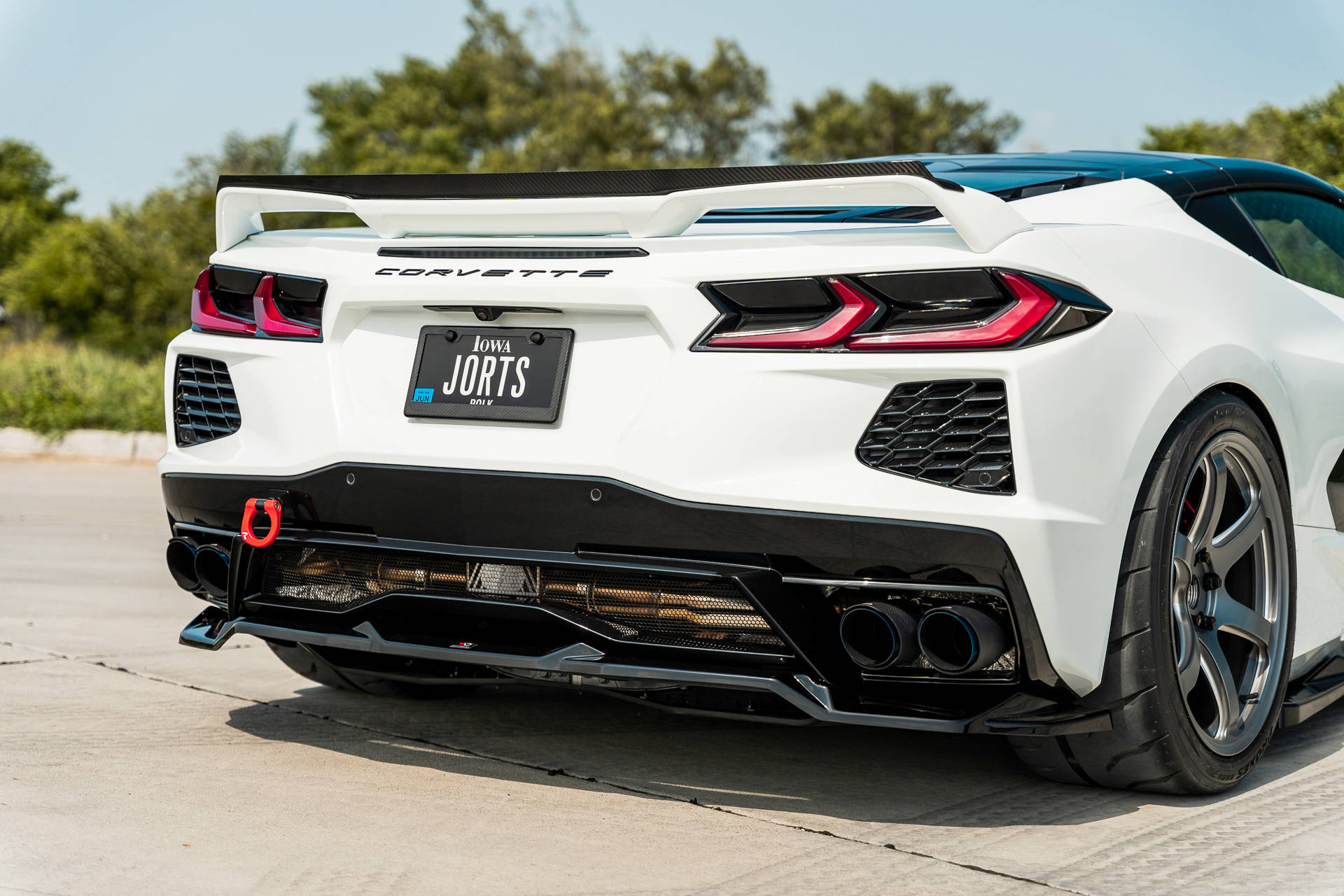 Central Rear Splitter Chevrolet Corvette C8