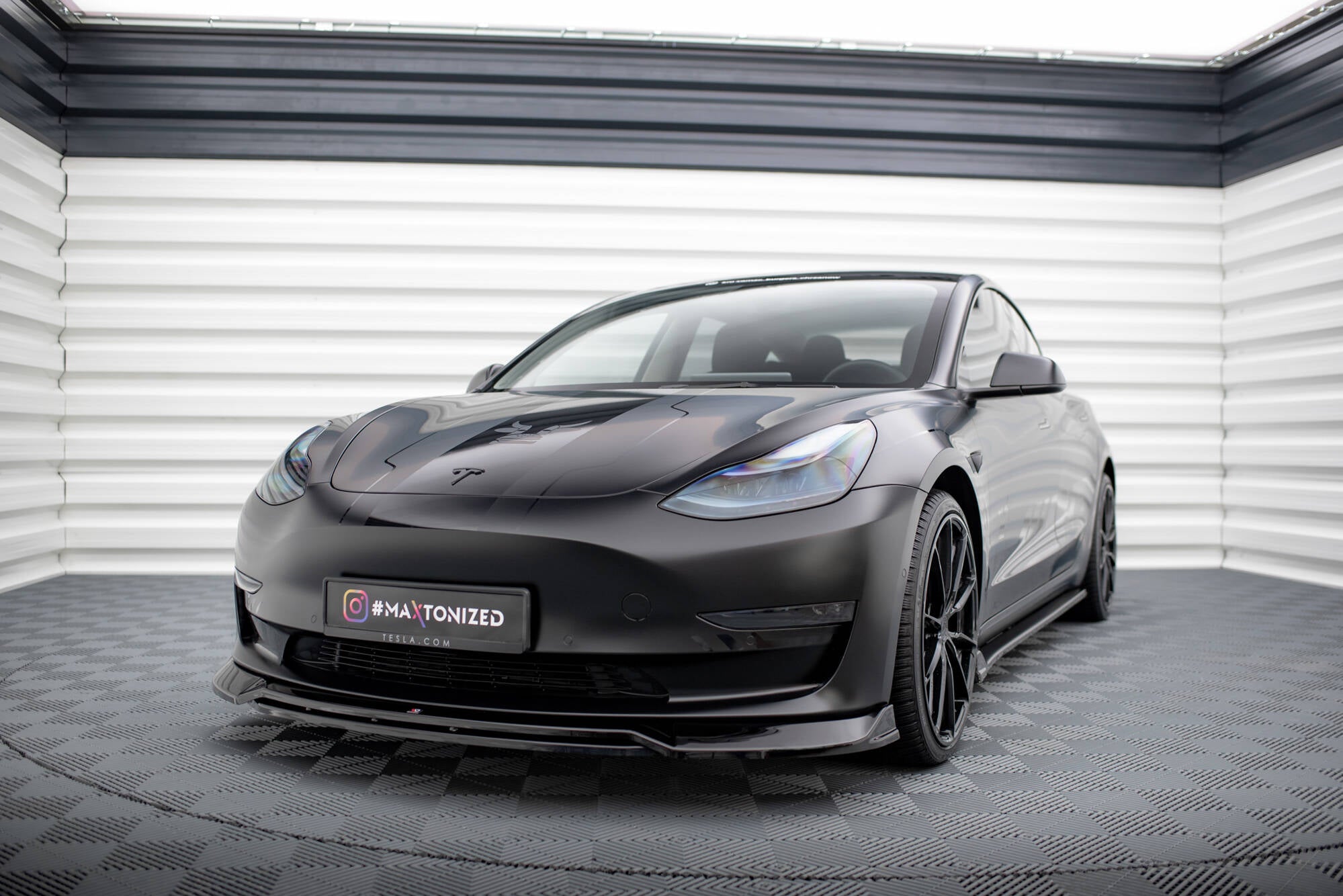 Front Splitter V.3 Tesla Model 3