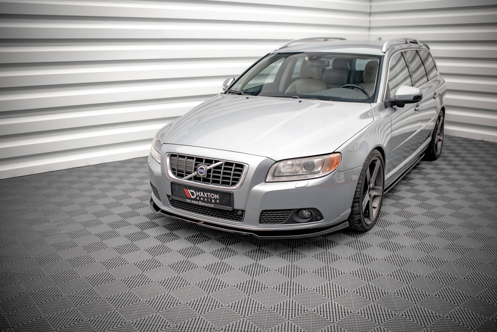 Front Splitter V.2 Volvo V70 Mk3