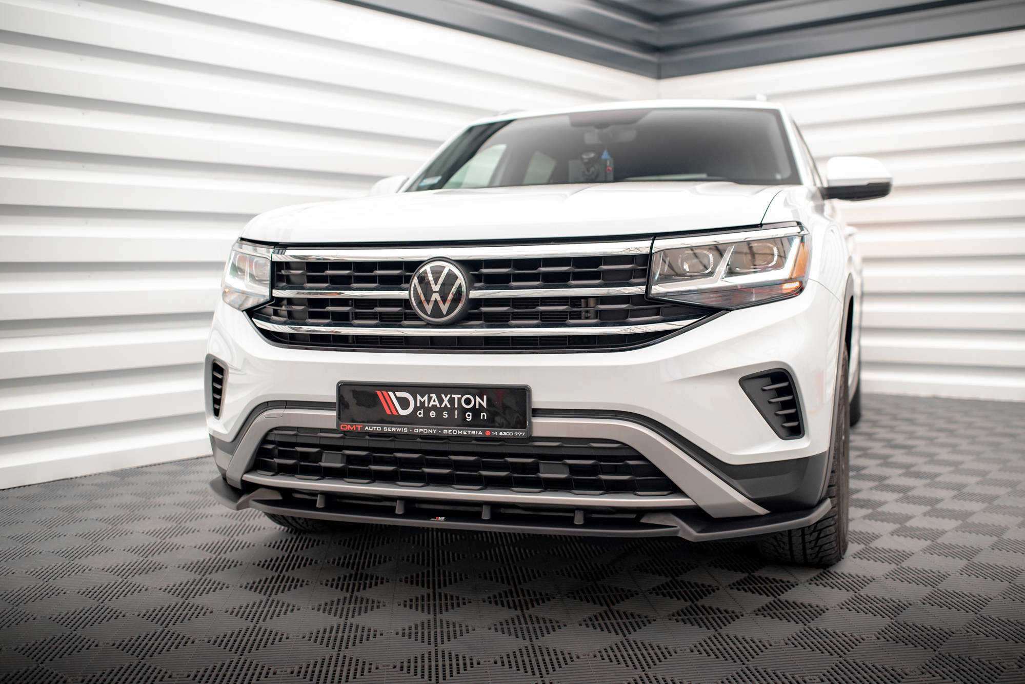 Front Splitter V.1 Volkswagen Atlas Cross Sport