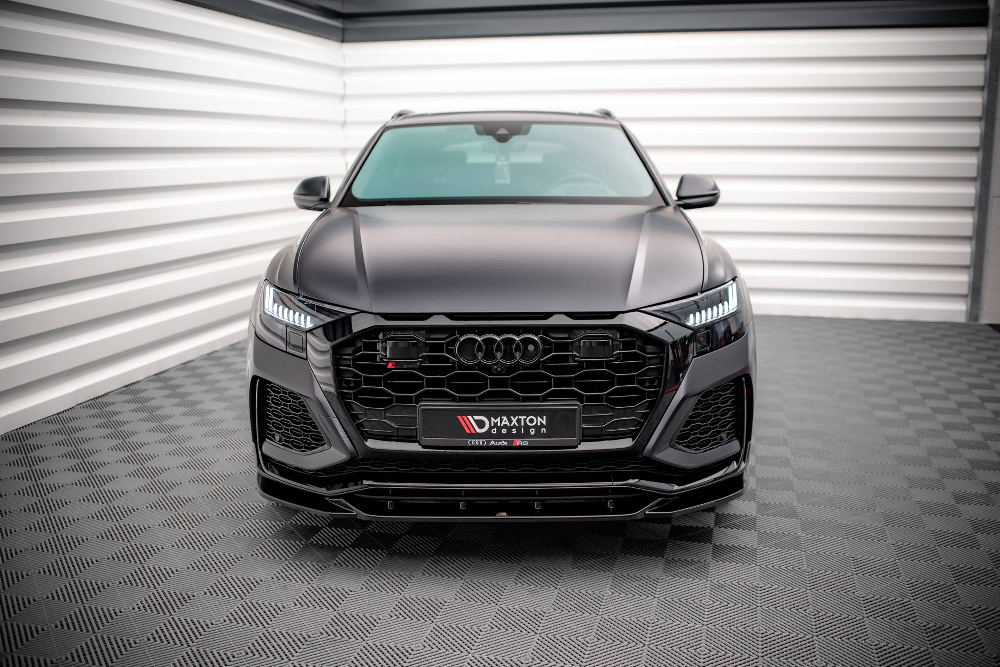 Front Splitter V.2 Audi RSQ8 Mk1