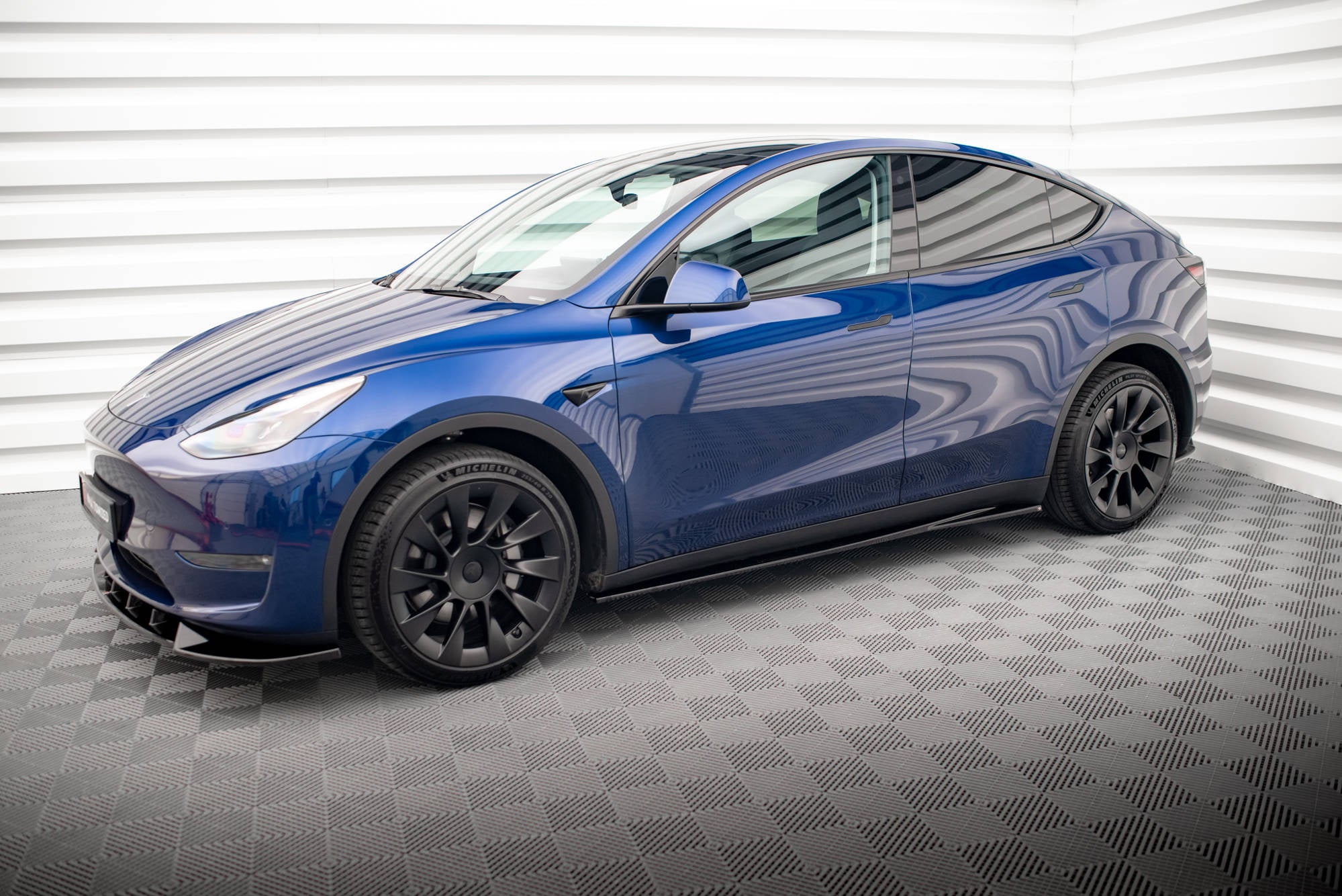 Side Skirts Diffusers V.1 Tesla Model Y