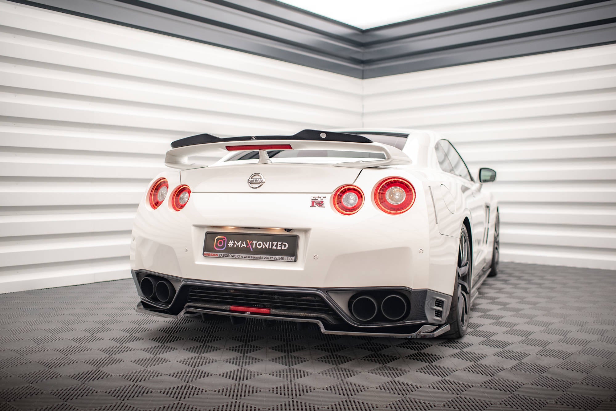 Spoiler Cap Nissan GTR R35 Facelift