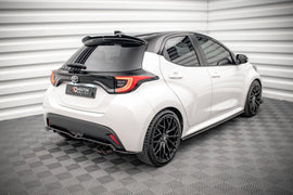 Rear Splitter (with vertical bars) V.2 Toyota Yaris Mk4 - 0