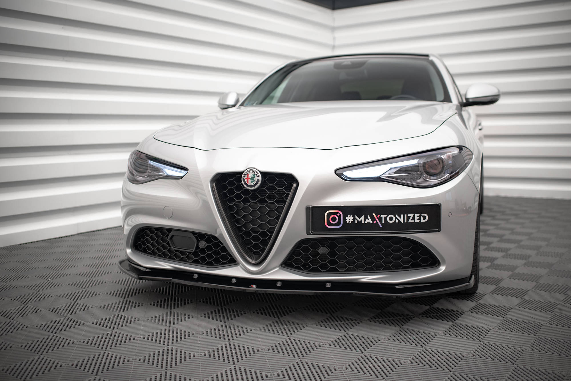 Front Splitter V.1 Alfa Romeo Giulia Sport