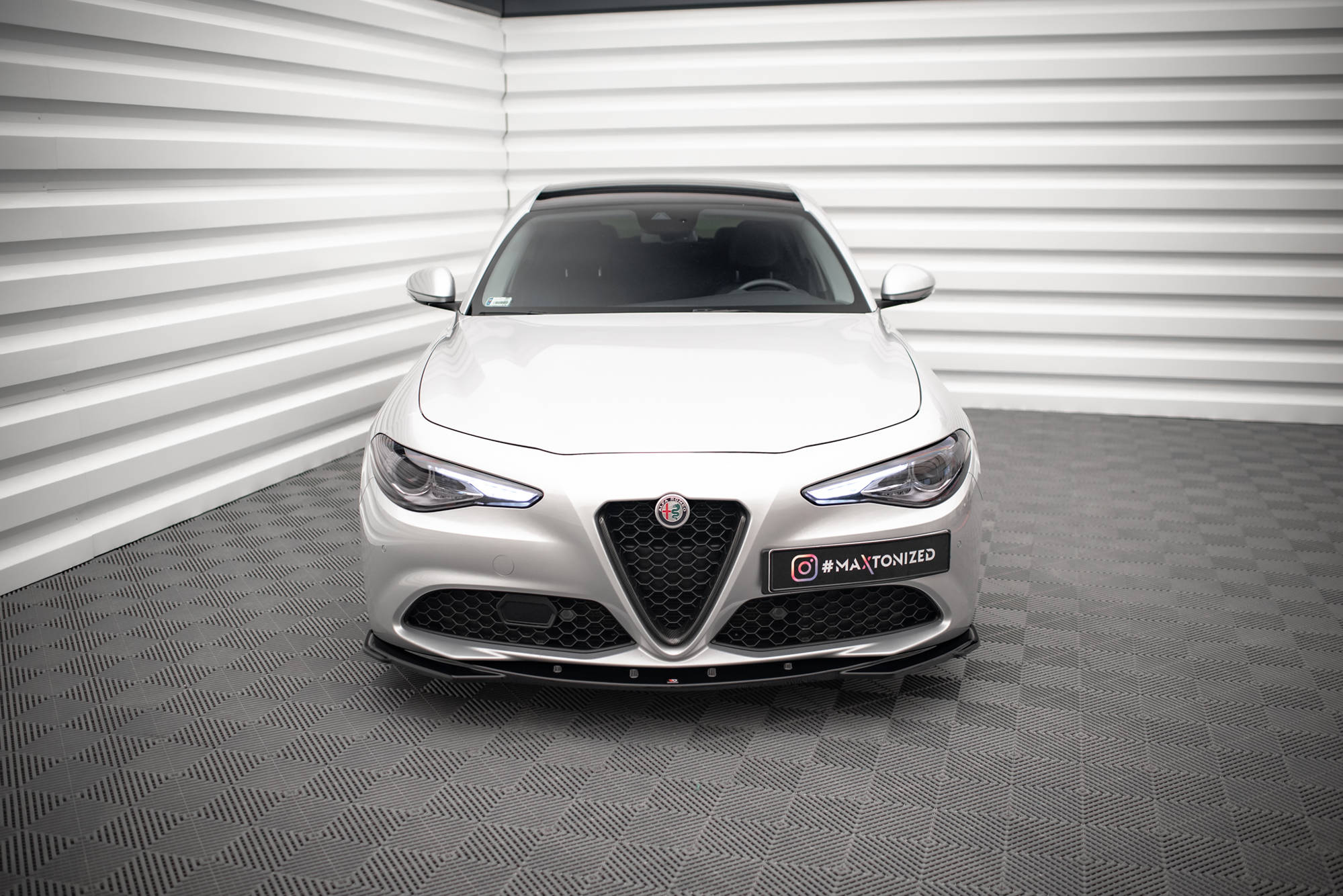 Front Splitter V.2 Alfa Romeo Giulia Sport