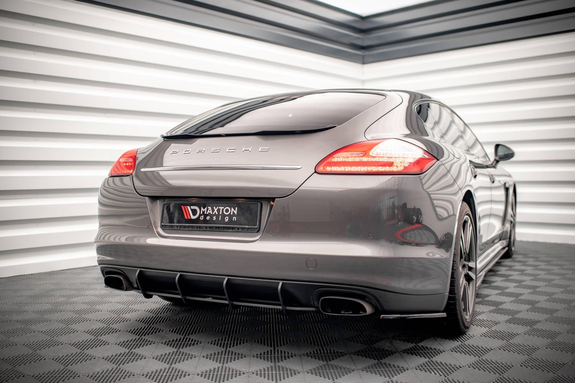 Spoiler Cap Porsche Panamera / Panamera Diesel 970