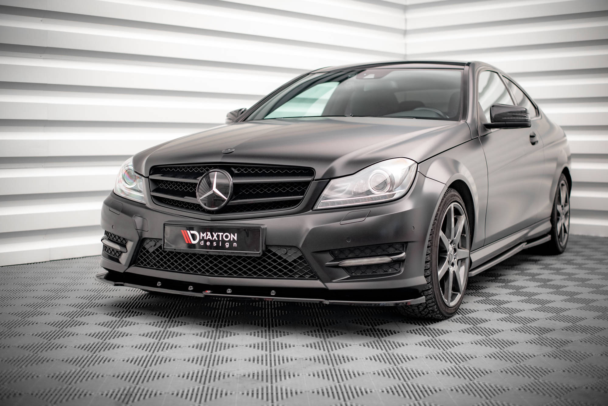 Front Splitter V.2 Mercedes-Benz C Coupe / Sedan / Estate  AMG-Line C204 / W204 Facelift / S204 Facelift