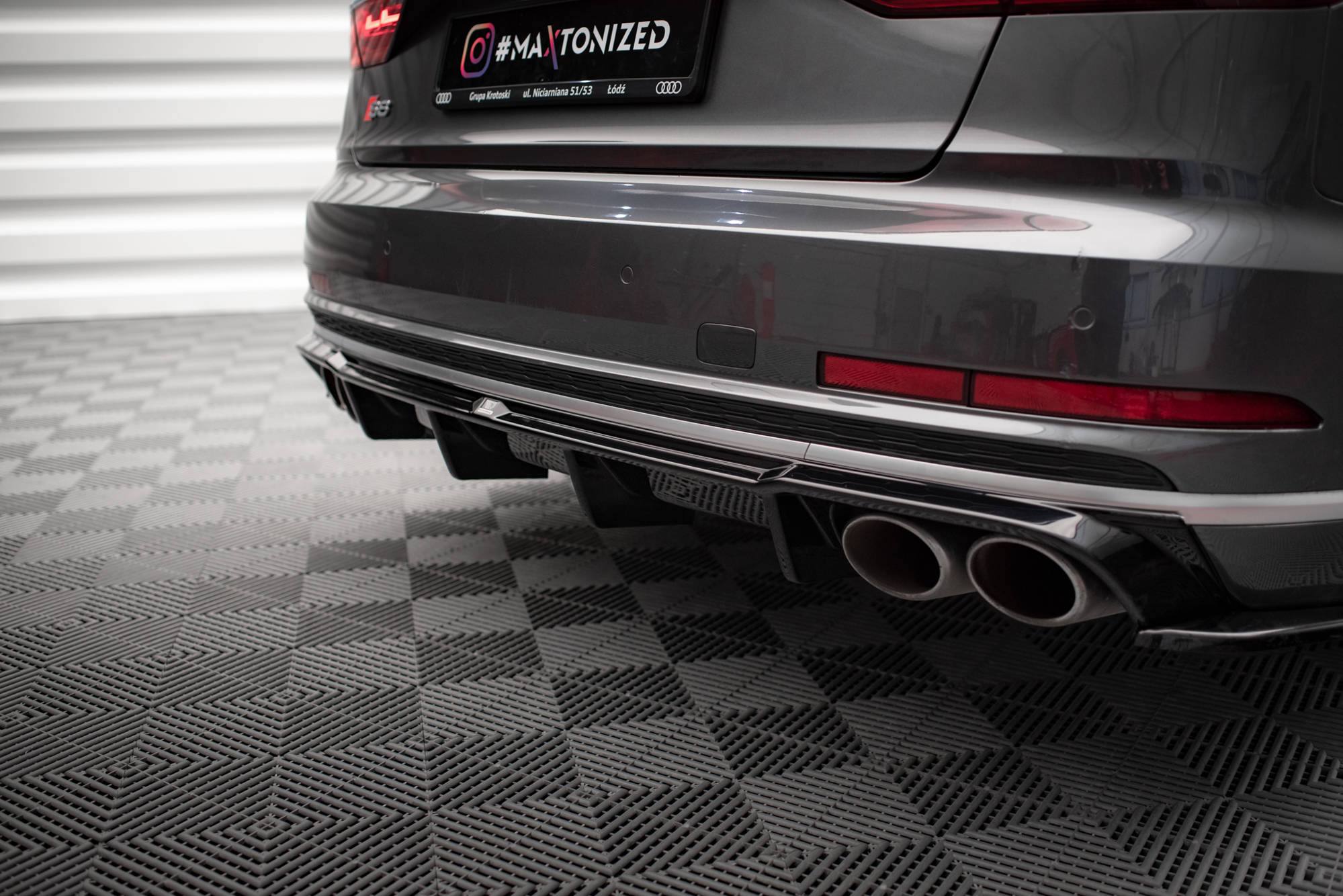 Rear Valance Audi S8 D5