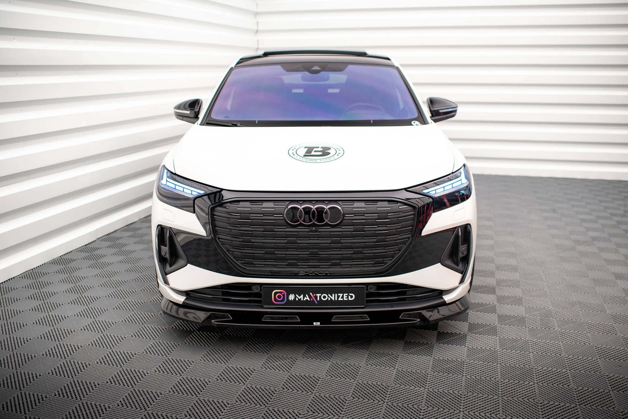 Front Splitter V.1 Audi Q4 e-tron Sportback Mk1